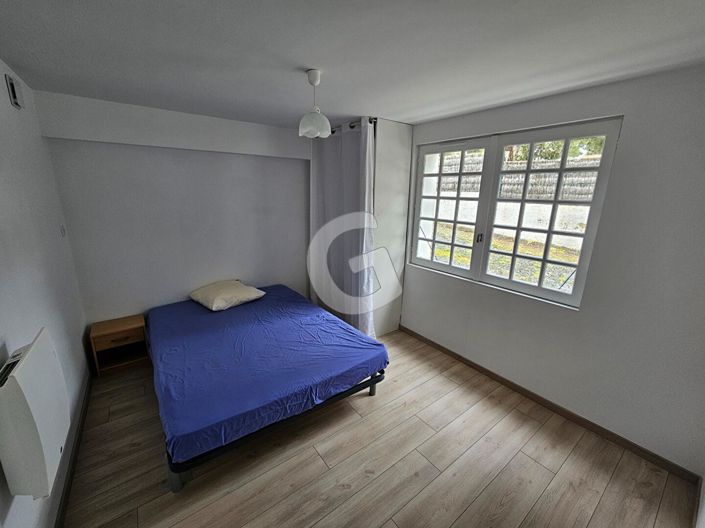 Image No.6-5 Bed House for sale