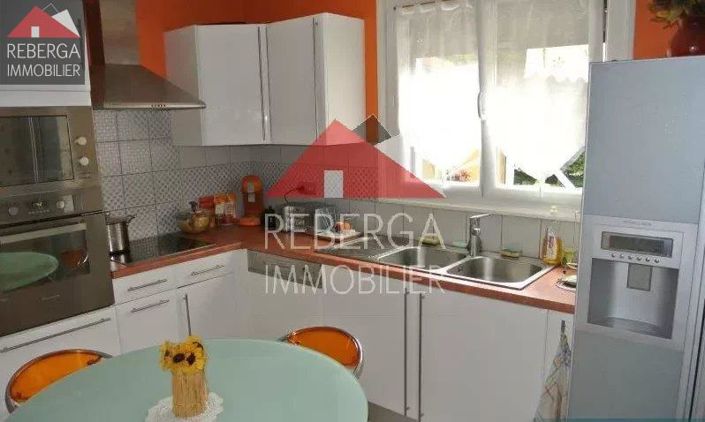 Image No.9-3 Bed House for sale