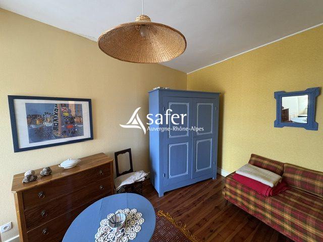 Image No.7-5 Bed House for sale