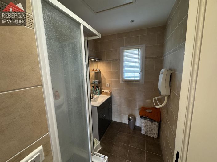 Image No.10-4 Bed House for sale