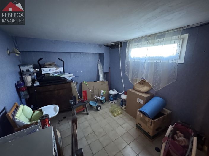 Image No.15-4 Bed House for sale