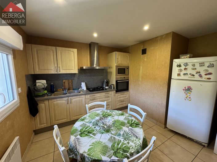 Image No.3-4 Bed House for sale