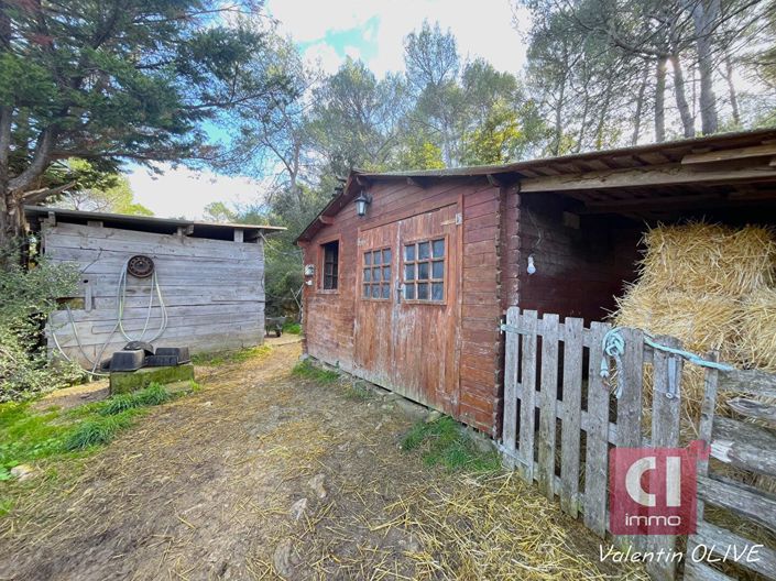 Image No.12-6 Bed House for sale