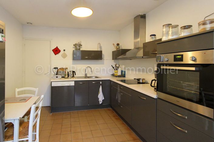 Image No.9-3 Bed House for sale