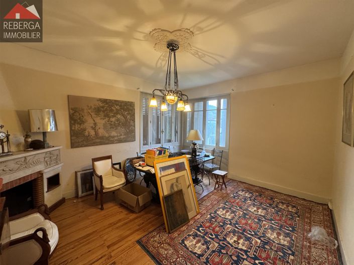 Image No.7-3 Bed House for sale