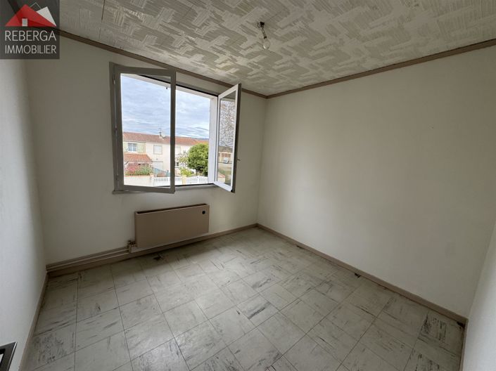 Image No.12-4 Bed House for sale