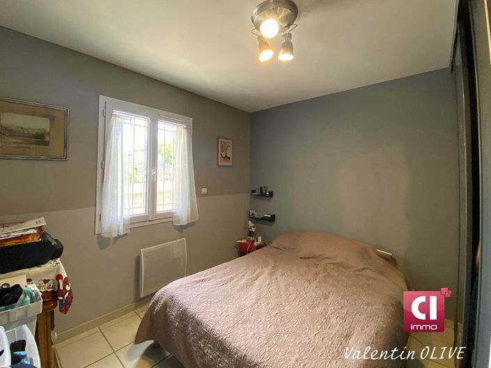 Image No.6-3 Bed House for sale