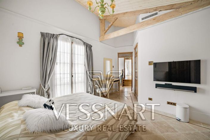 Image No.11-4 Bed House for sale