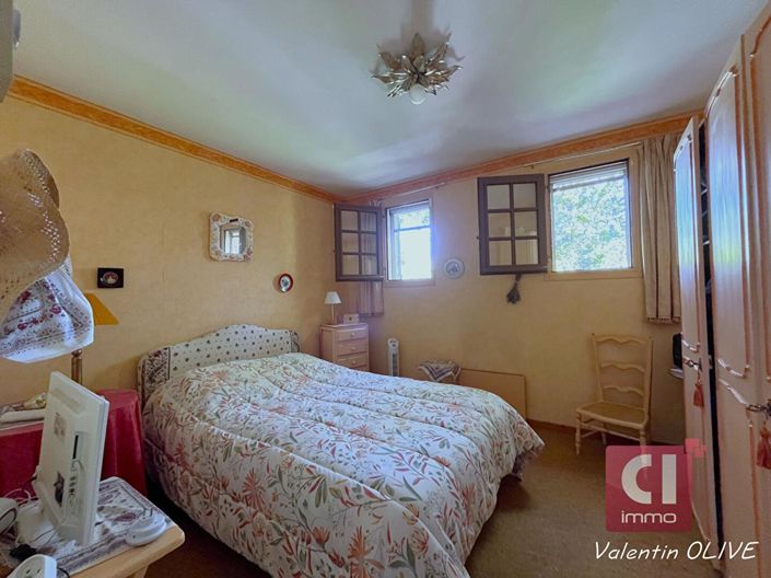 Image No.10-2 Bed House for sale