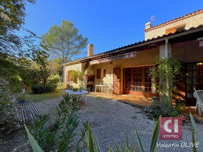 Image No.13-2 Bed House for sale