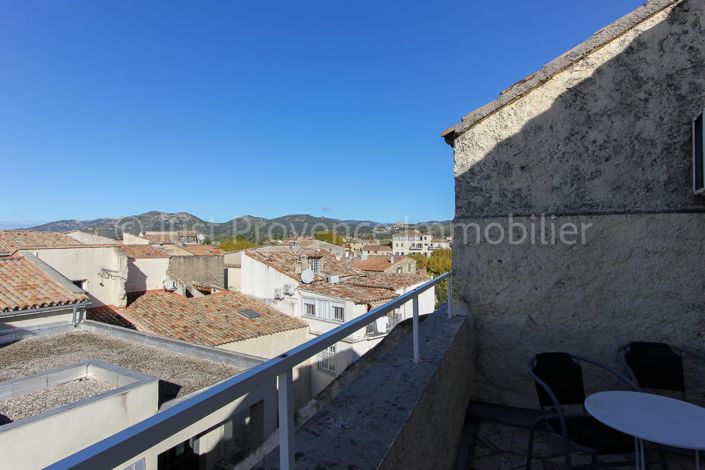 Image No.11-6 Bed House for sale