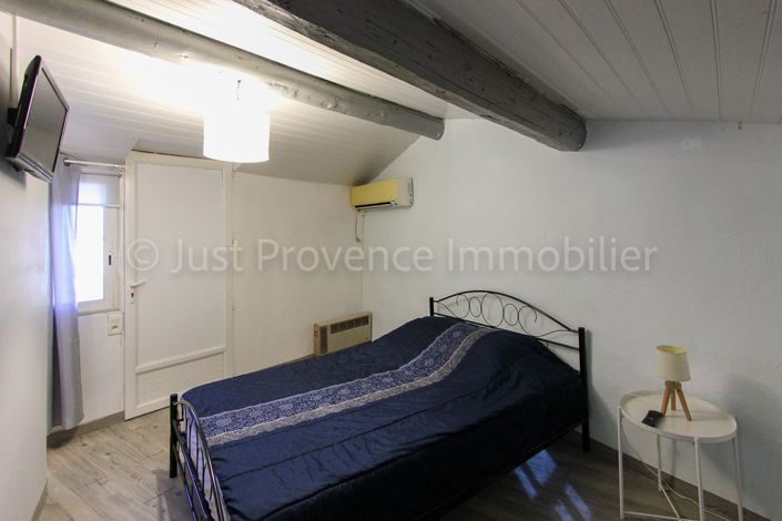 Image No.15-6 Bed House for sale