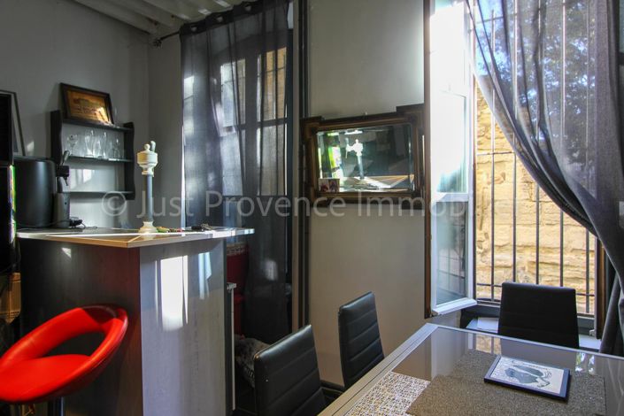 Image No.4-6 Bed House for sale