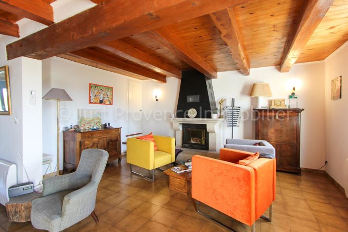 Image No.6-4 Bed House for sale