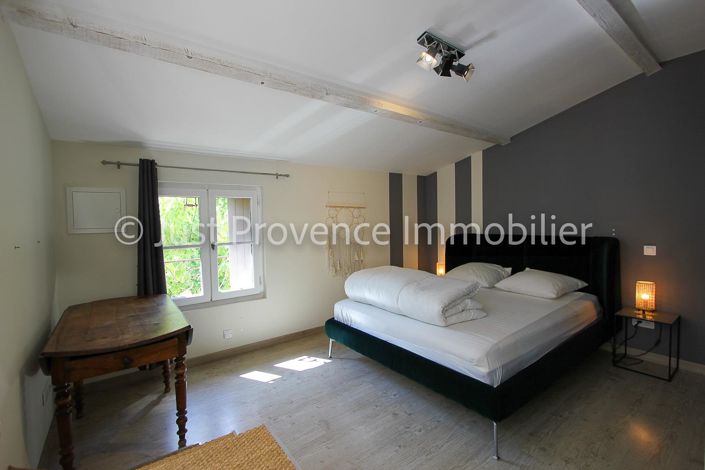 Image No.10-3 Bed House for sale