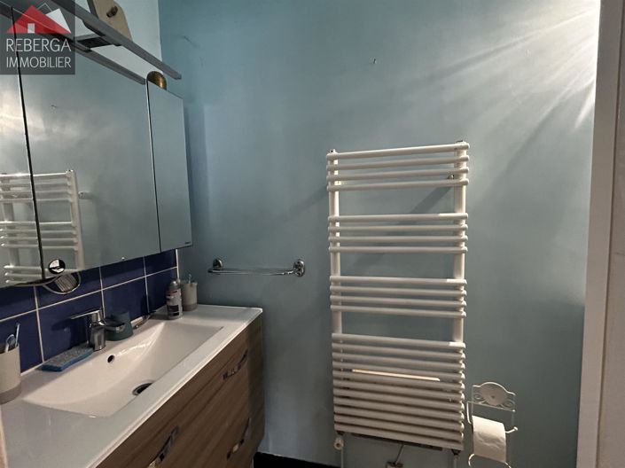 Image No.9-2 Bed House for sale