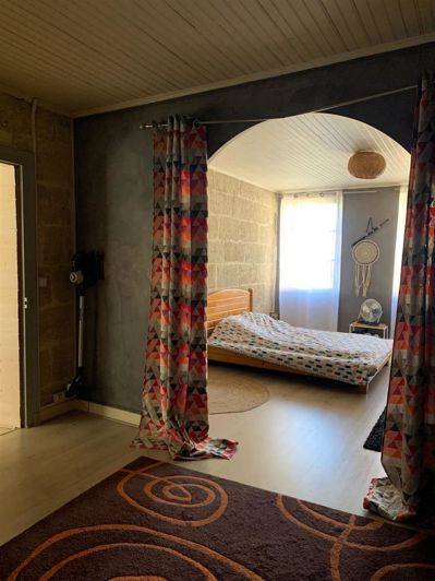 Image No.10-3 Bed House for sale