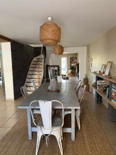 Image No.5-3 Bed House for sale