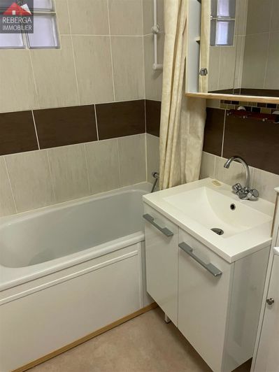 Image No.7-2 Bed House for sale