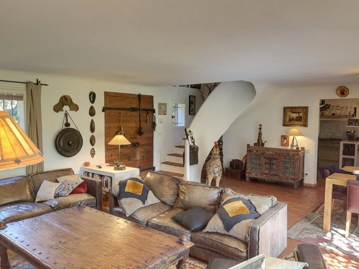 Image No.3-3 Bed House for sale