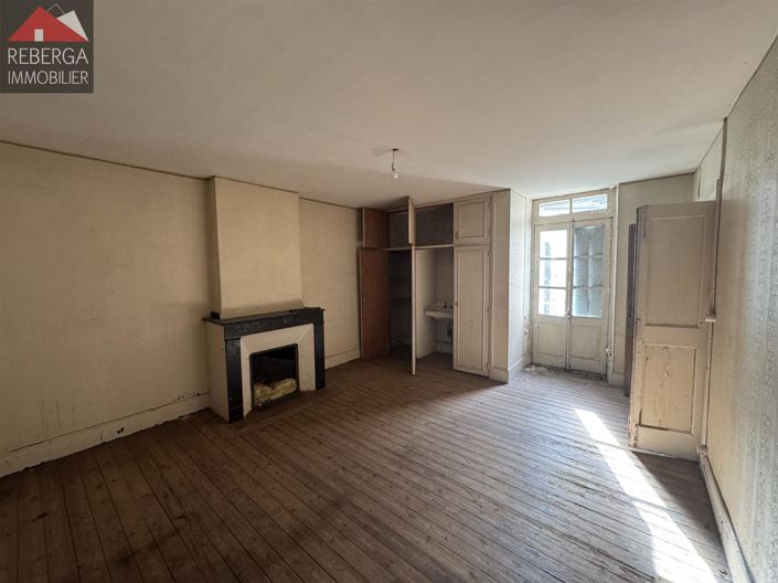 Image No.15-3 Bed House for sale