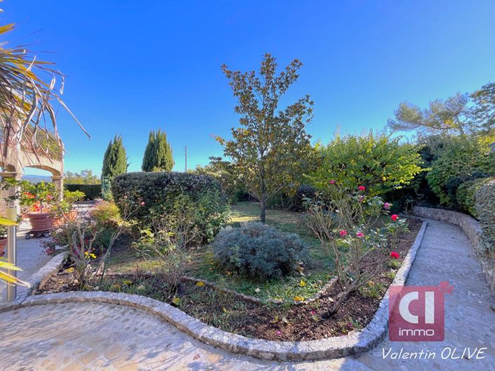 Image No.15-3 Bed House for sale