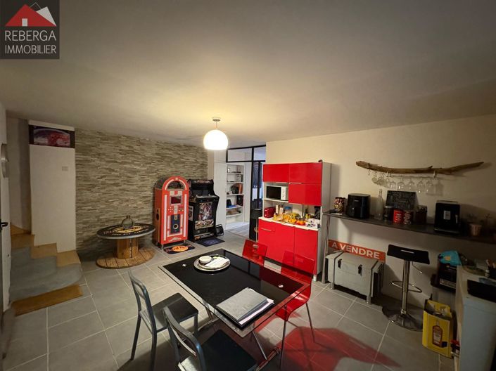 Image No.6-2 Bed House for sale