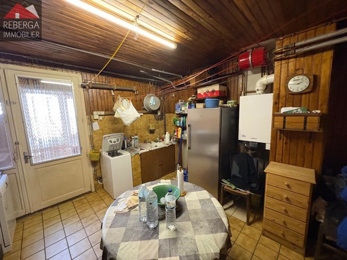 Image No.11-5 Bed House for sale