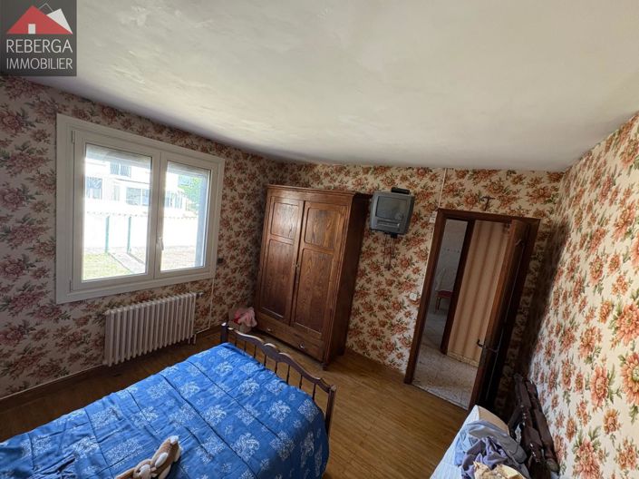 Image No.19-5 Bed House for sale