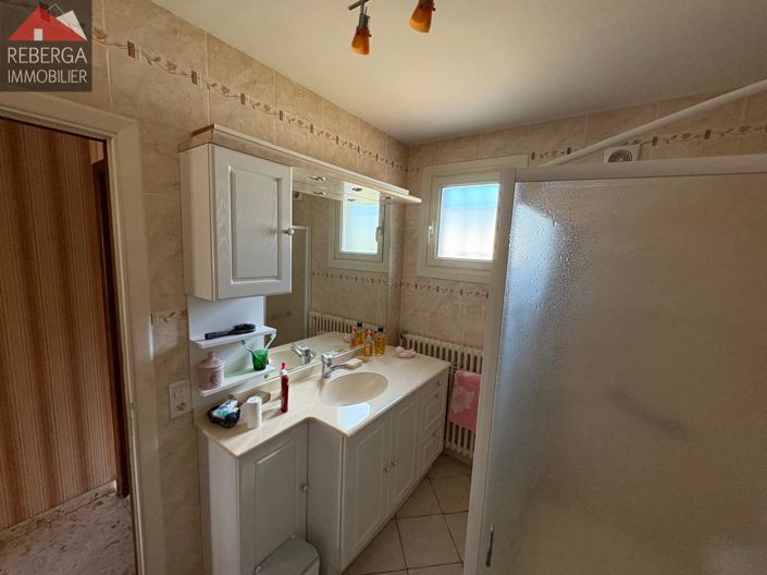 Image No.21-5 Bed House for sale