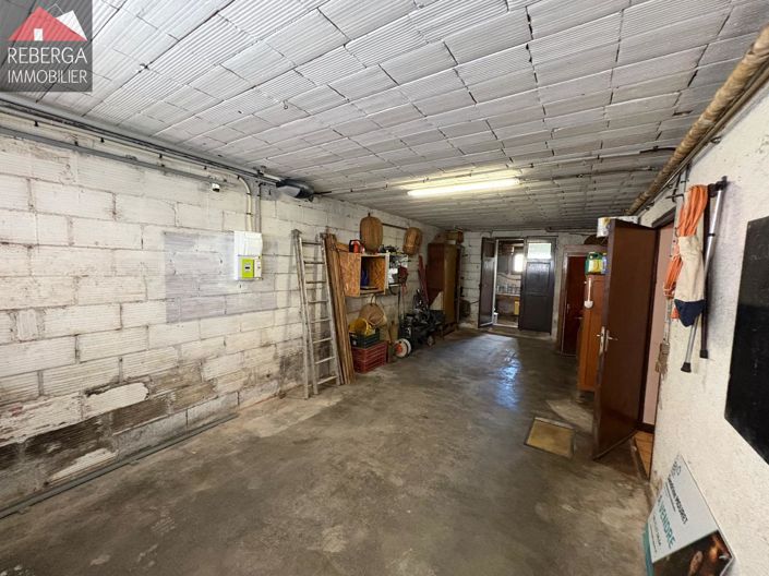 Image No.23-5 Bed House for sale