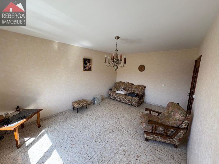 Image No.7-5 Bed House for sale