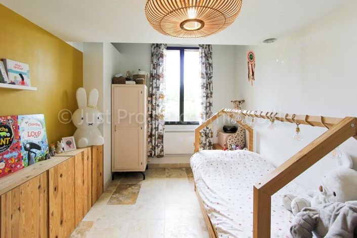 Image No.14-5 Bed House for sale