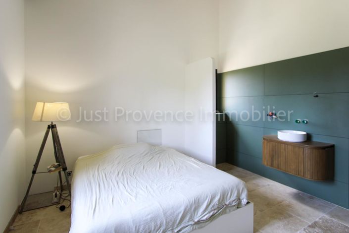 Image No.15-5 Bed House for sale