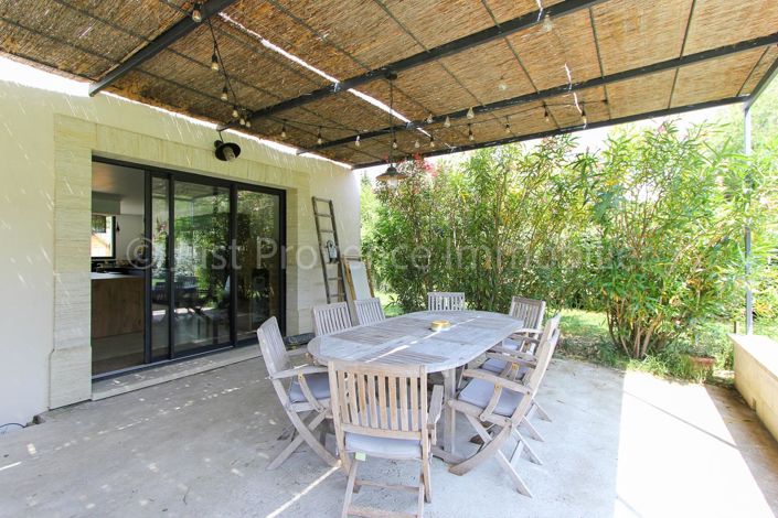 Image No.16-5 Bed House for sale