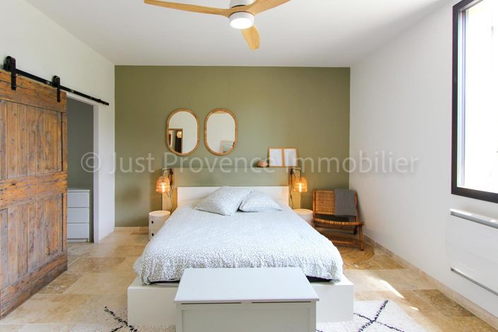 Image No.9-5 Bed House for sale