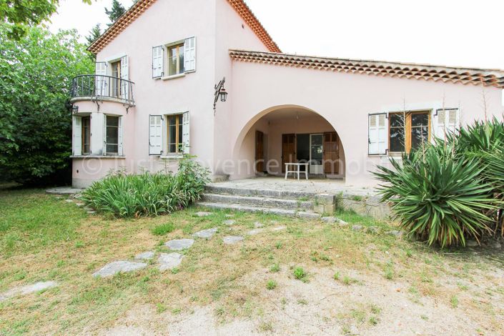 Image No.15-6 Bed House for sale