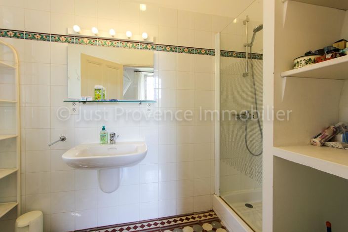 Image No.11-7 Bed House for sale