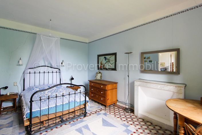 Image No.13-7 Bed House for sale