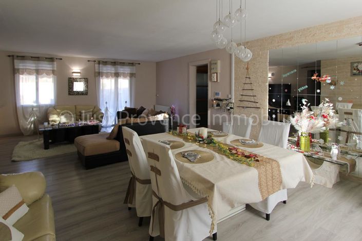 Image No.3-Maison de 3 chambres à vendre à Caromb