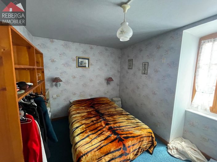 Image No.12-4 Bed House for sale