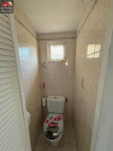 Image No.40-4 Bed House for sale