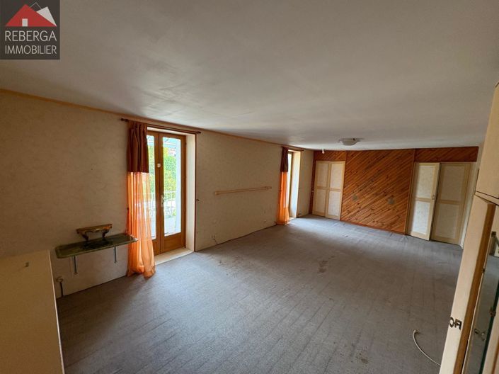 Image No.44-4 Bed House for sale