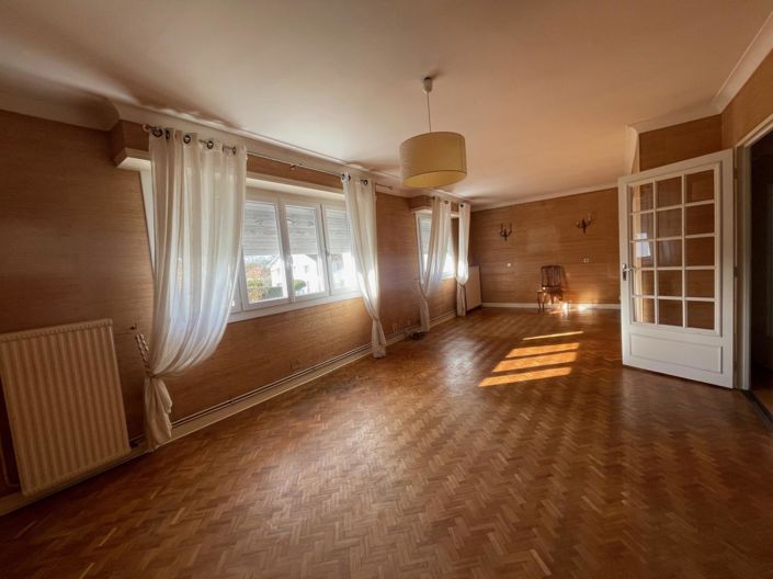 Image No.2-3 Bed House for sale