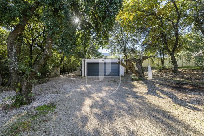 Image No.14-5 Bed House for sale