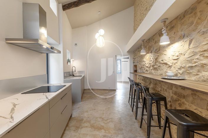 Image No.6-3 Bed House for sale