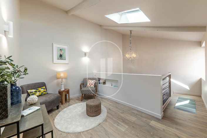 Image No.8-3 Bed House for sale