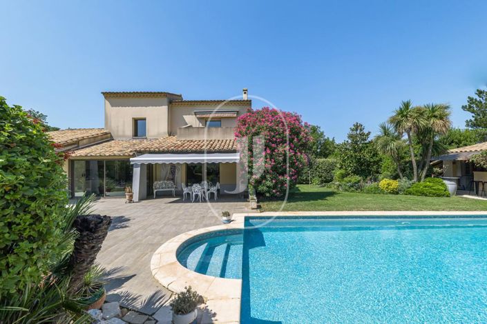 Image No.11-4 Bed House for sale