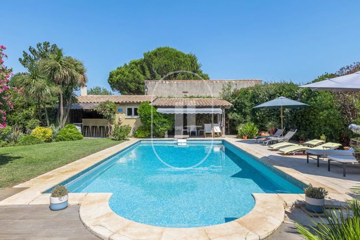 Image No.14-4 Bed House for sale