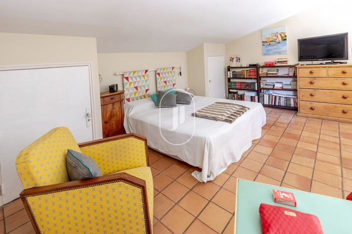 Image No.7-3 Bed House for sale